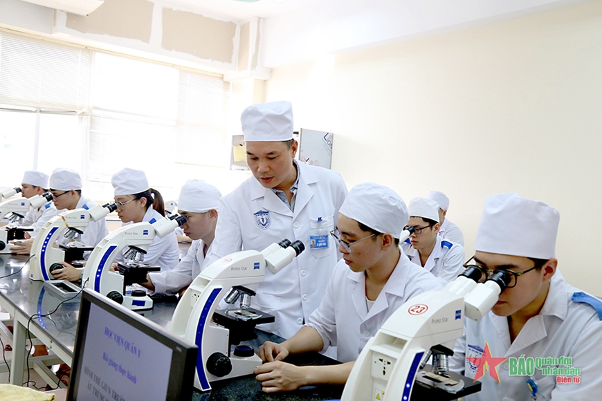 Phát triển sản xuất thử nghiệm để kết quả nghiên cứu không bị “đút ngăn kéo”
